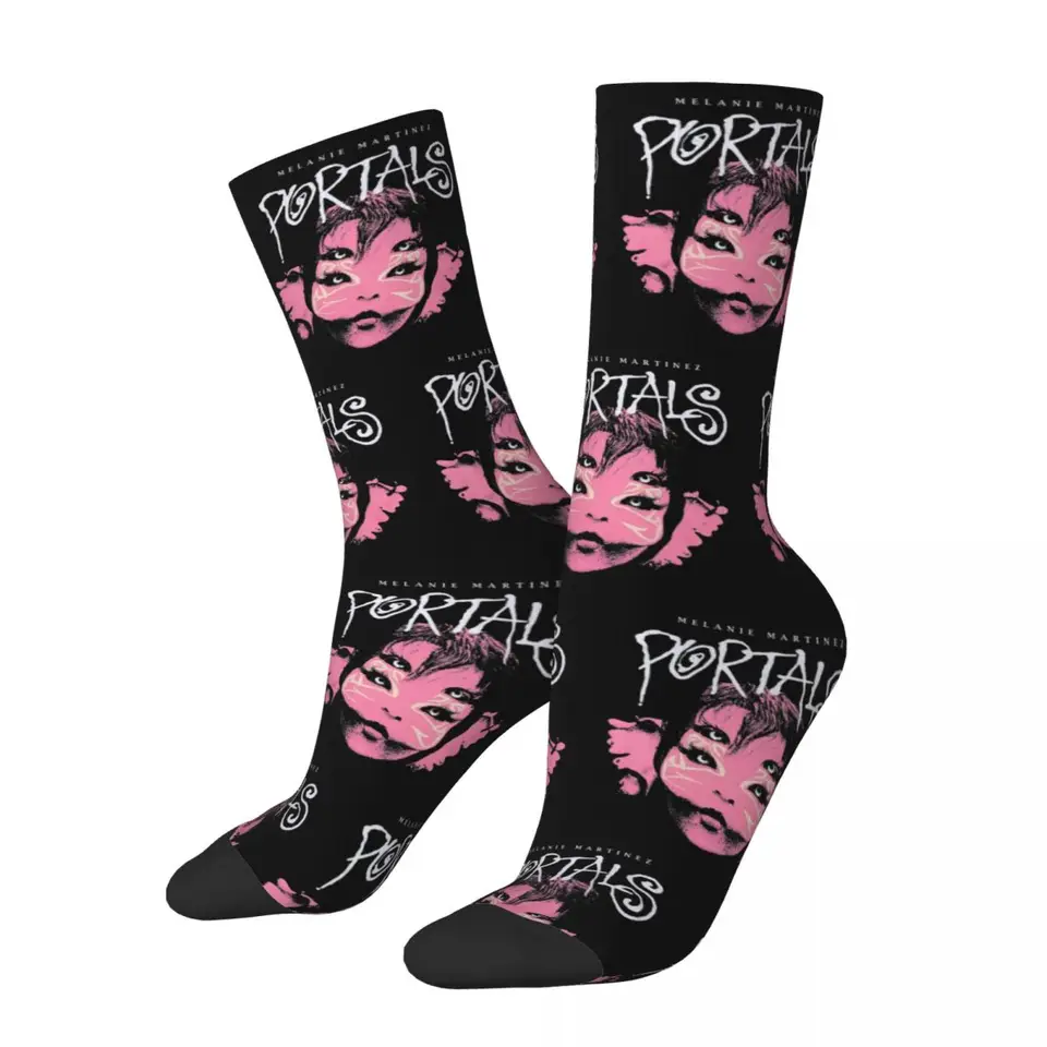 Hip-hop stvorenie tvár Melanie Martinez basketbalové ponožky Polyester dlhé ponožky pre ženy, ktoré muži nekĺzajú