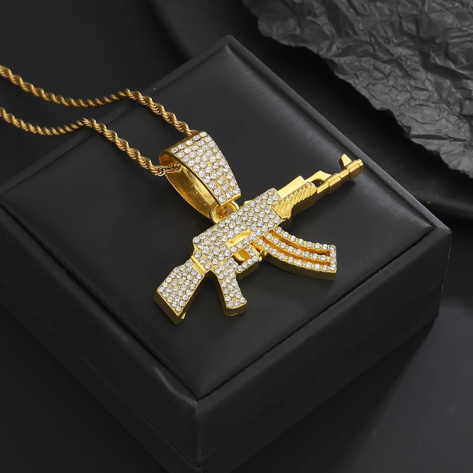 Hip hop ľadový kryštál zirkón AK-47 submachine pištoľ prívesok Náhrdelník Pánske pouličné rockové rapové šperky