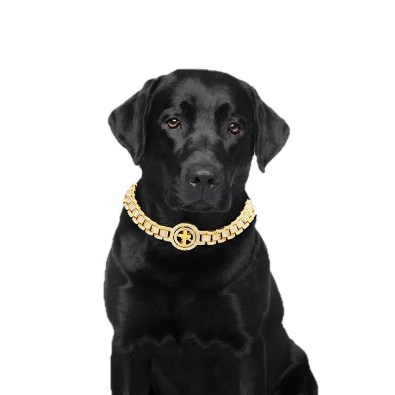 Hiphop Dog Gollar Retial Rotujúci kríž s diamantom 15 mm šírka nemeckého pastiera veľkých psov reťaze