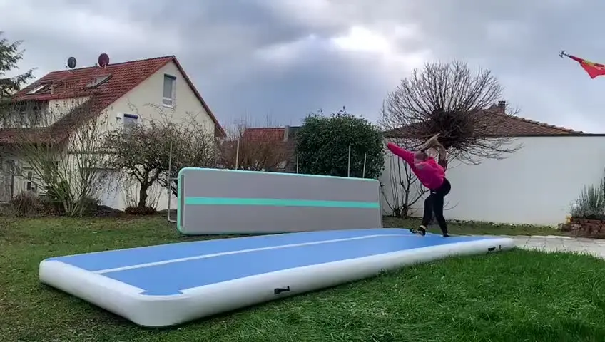 Horúca predajná dráha Rohož s čerpadlom Prispôsobené logo 5m 6m 7m nafukovacia gymnastika Mat Home Použite letecký športový matrac Airtrack Airtrack