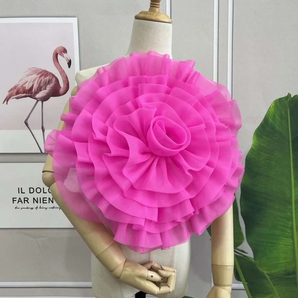 Horúca ružová organza 40 cm priemer veľkých kvetinových svadobných korzet s pinom Elegantné svadobné doplnky Vlastné farebné šaty