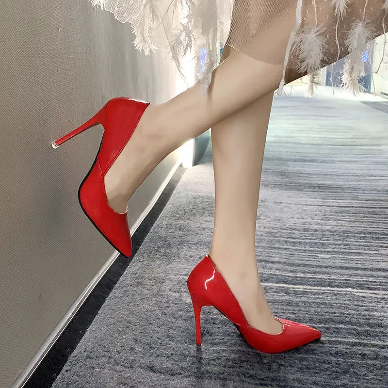 Horúce dámske super topánky špicaté pumpy na nohách patentované kožené šaty päty čln svadba Zapatos Mujer Red 10 cm päty svadobné topánky7