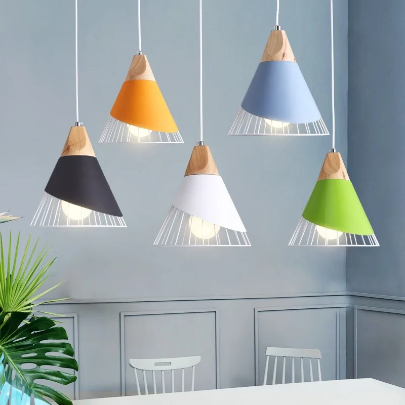 Horúce macaron masívne drevo hliníkový luster Nordic reštaurácia lampa kreatívna osobnosť nákupné obchodné centrum obchod Moderný