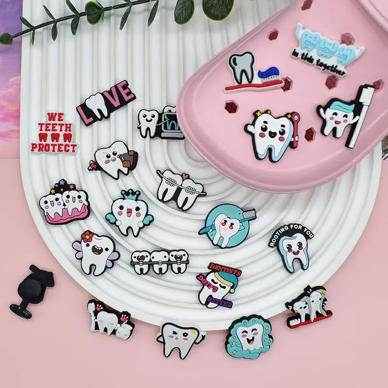 Horúci predaj 10ks zubný tvar PVC Shoes Buckle Charms for Crocs topánky doplnky zubná klinika DIY DIY Darčeková dekorácia pre CROCS PIN