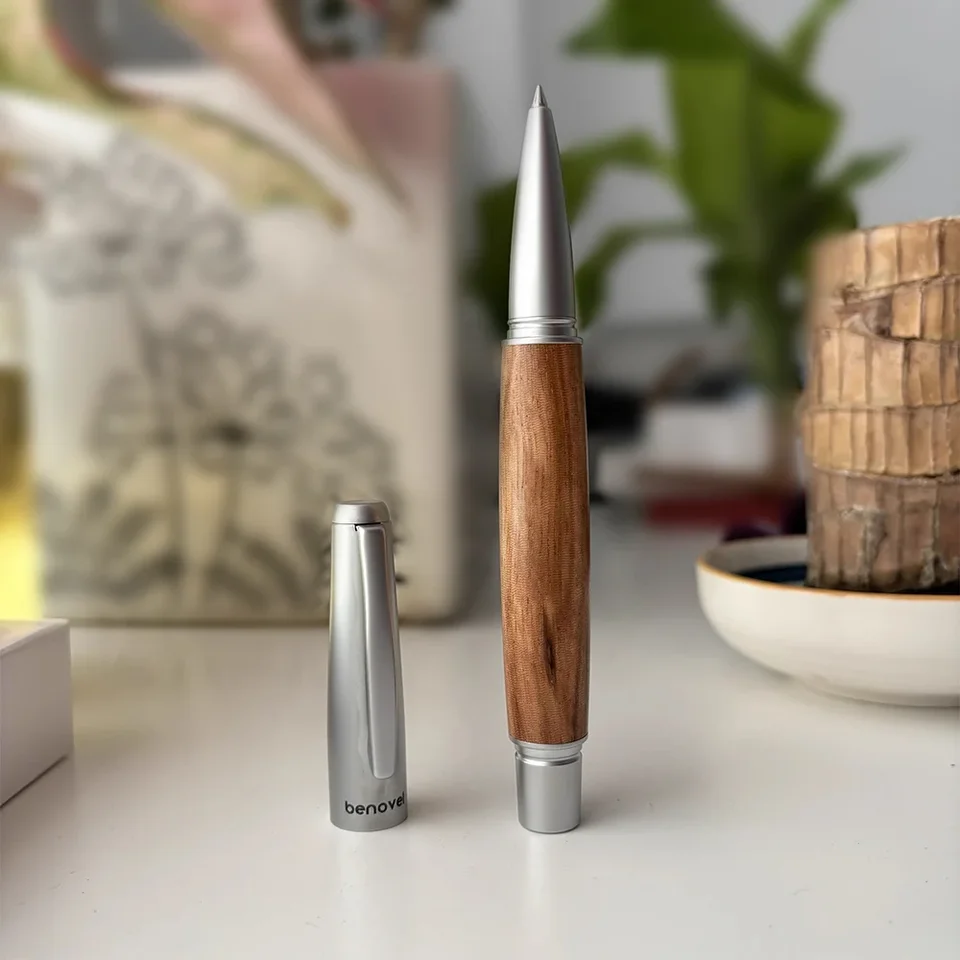 HOT BENOVEL F317 DRESNÉ FONTAIN PEN O ROTOVANIE Atramentových kazety FM NIB HLASICKÉ SPRÁVANIE SPRÁVA SPOLOČNOSŤ SPOLOČNOSTI Darčekové perá