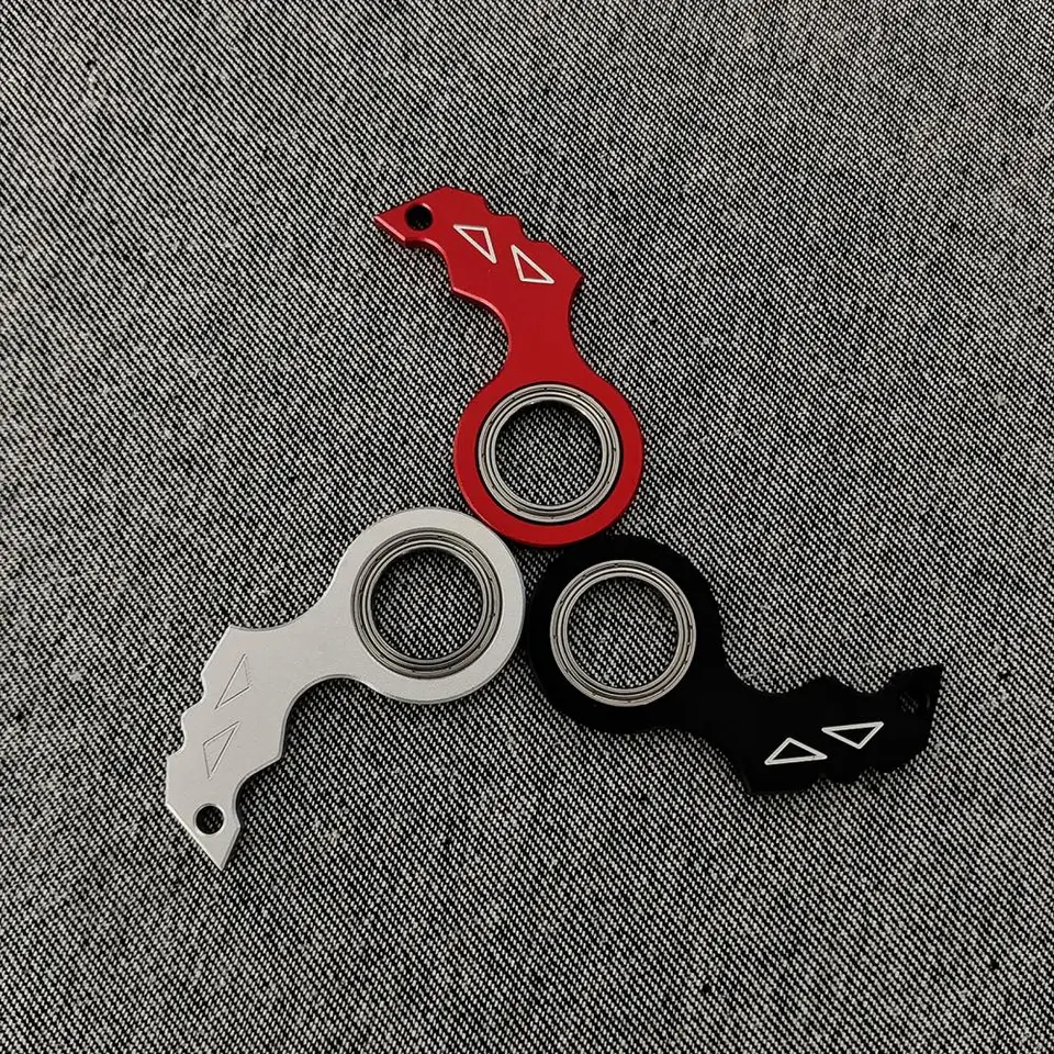 Hračka fidget pre dospievajúcich vreckových kľúčoch spinner fidget hračky pre stres reliéf proti úzkosti kovové gadgety kľúče pre dospievajúcich