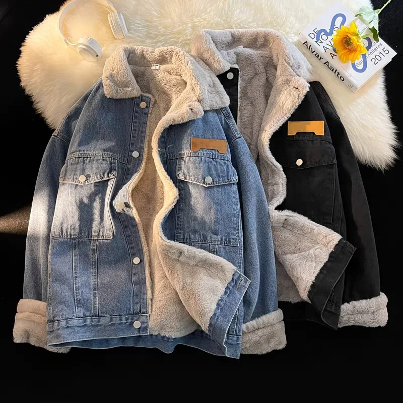 Hrubé teplé jahňacie fleece lemované džínsové bunda Men Zimné bundy veterných brehov vonku džínsy kabáty Mužské vrecká kovboj