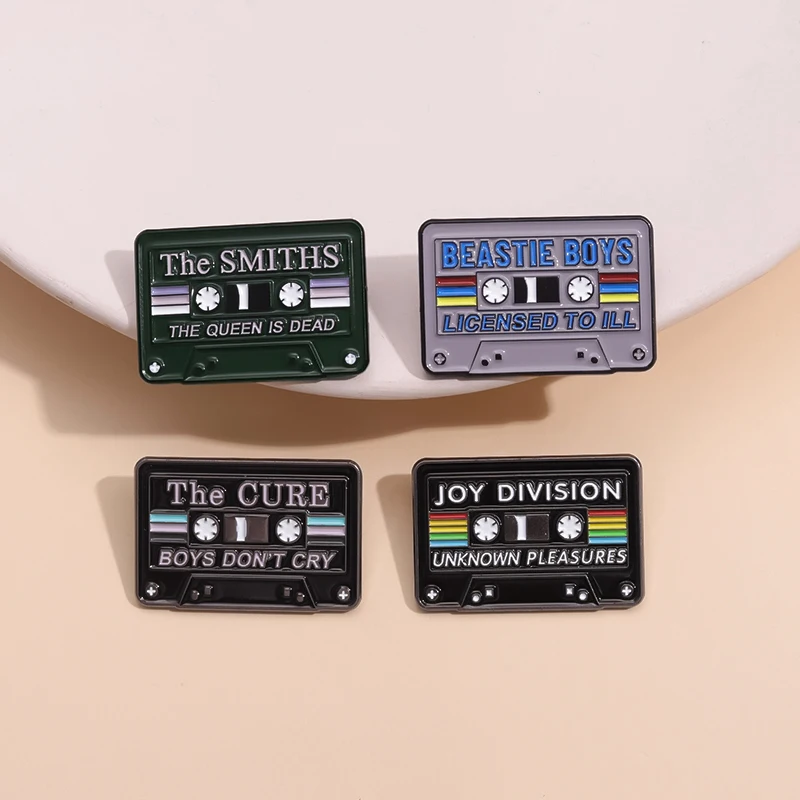 Hudobná pásková karta smaltový špendlík Vlastné retro tapes odznaky CD Brožby Pletia Punk šperky kovové darčeky pre študentov hudby veľkoobchod