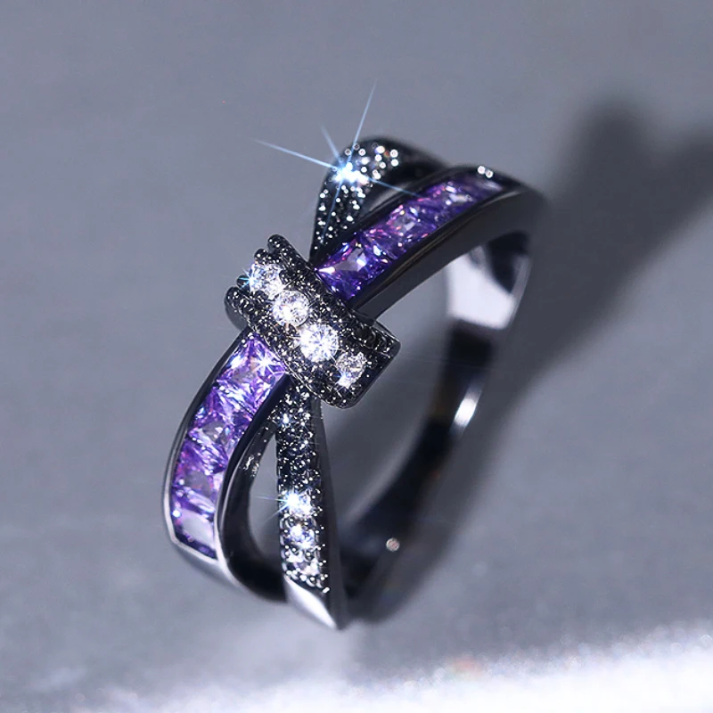 Huitan Fashion Black Finger Prsteň Žena očarujúce fialové/biele kubické zirkónia šperky pre zásnubné večierky štýlové doplnky