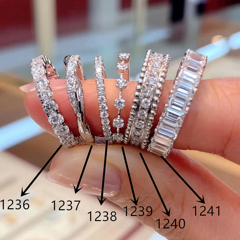 Huitan Fashion Contracted Design Dámsky prsteň s brilantným bielym kubickým zirkónom svadobná strana Denné nositeľné výroky šperky