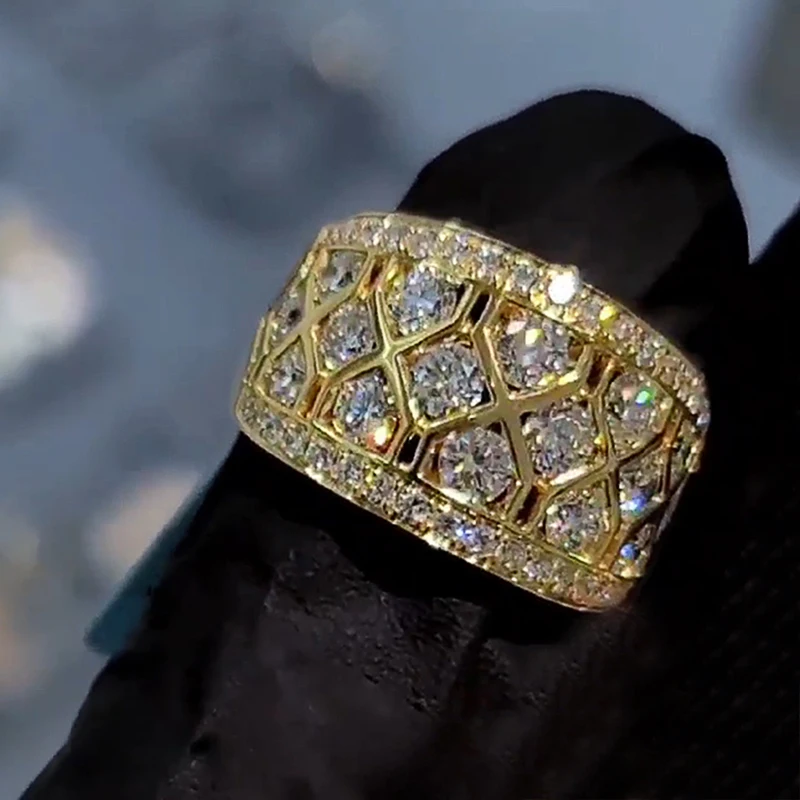 Huitan nádherné ženy snubné prstene plné s bling bling kubický zirkón zásnubný párty vyhlásenia Príslušenstvo pre ženské šperky