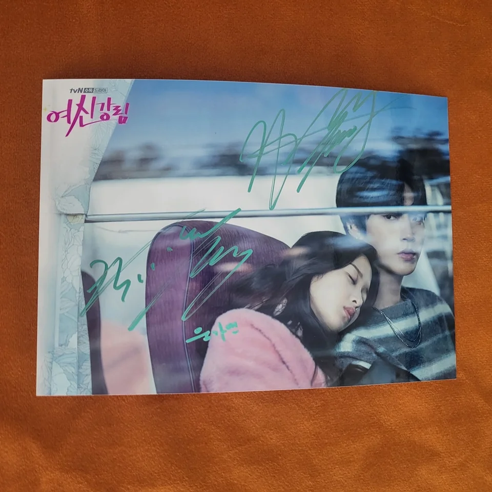 Hwang v Youp Ryan Leon Autographed Photo True Beauty Yeoshingangrim 5*7 K-pop kolekcia 2024
