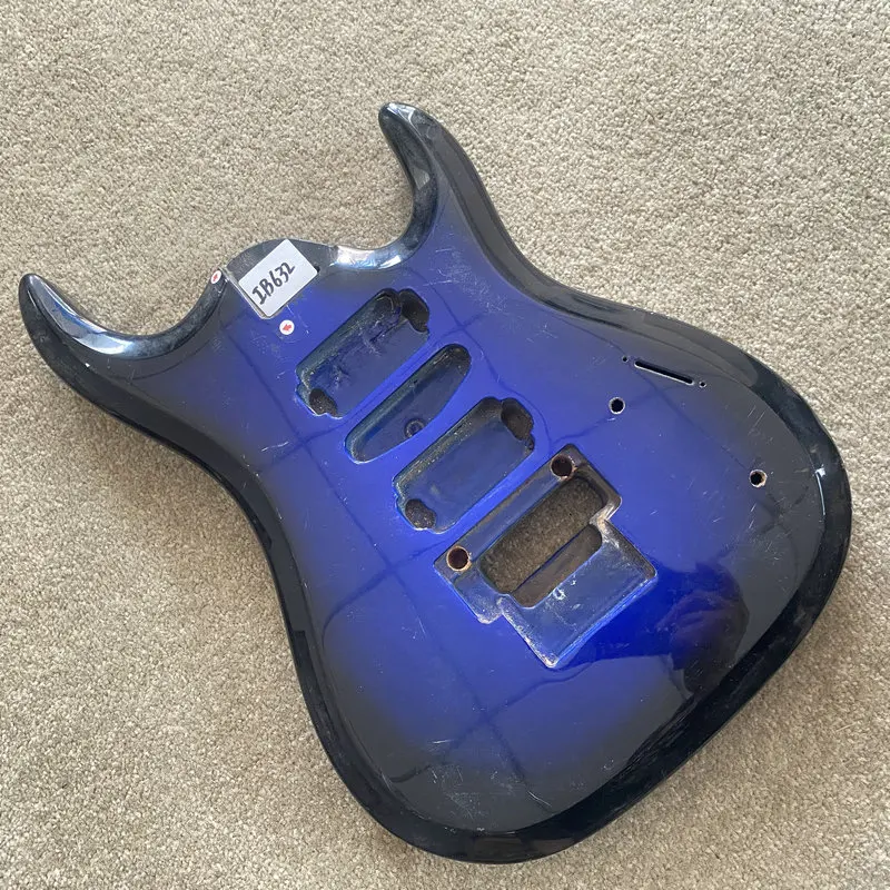 IB632 Dimond Blue Color HSh Pickups Floyd Rose Electric Guitar Body v pevnom basovom dreve s poškodením polopriepustné DIY Použitie