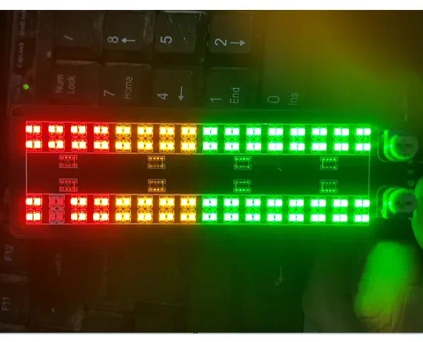 Indikátor stereofónneho spektra LED svetla Audio úroveň 12V 24V Zosilňovač Vu Meter pre modul Light Atmosféra prehrávaču