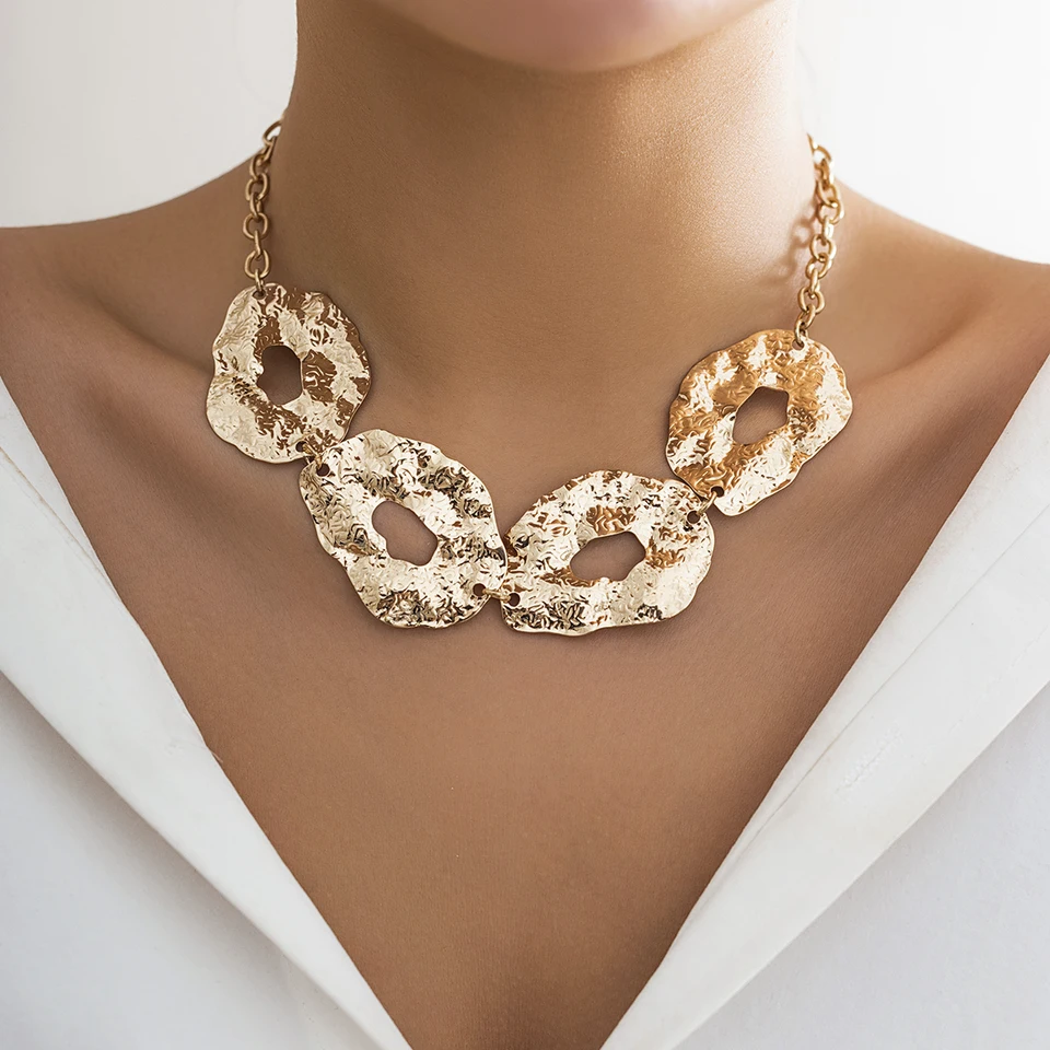 Ingemark preháňaný nepravidelný kruh Choker náhrdelník