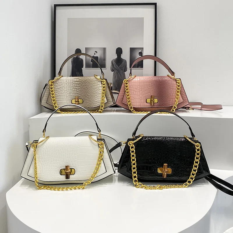 Ins Dámske špičkové krokodílové vzorované kabelky College College Girls Saddle Bag Ladies Pu rameno taška krížová taška ženská