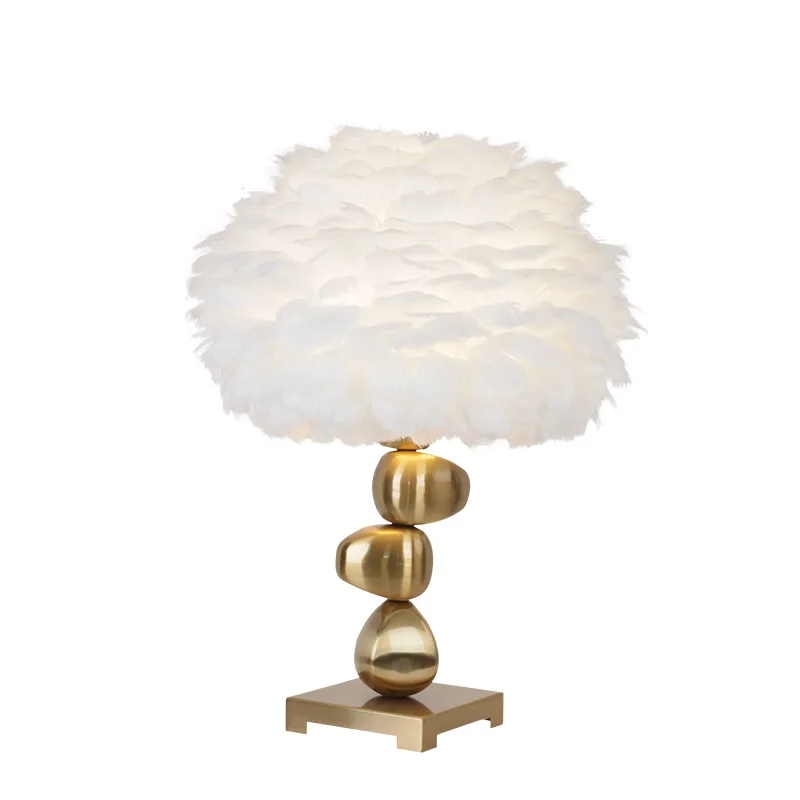 Ins LED perie stolová lampa spálňa obývacia izba lampa jedáleň stolová lampa zlaté svetlo luxusné perie lampa