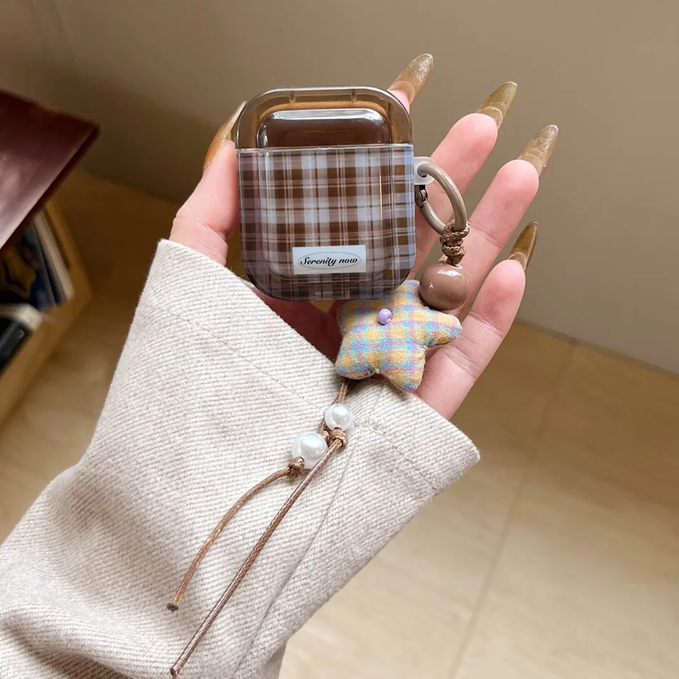 Ins módne hnedé mriežkové puzdro pre AirPods 4 ANC Pro 2 Ochrana na slúchadlá pre AirPods 1 2 3 4. mäkké puzdro s hviezdnym kľúče