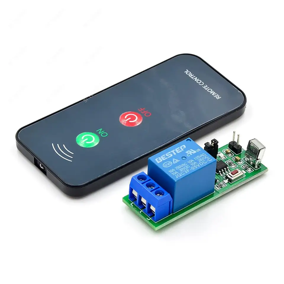 IR 1 kanálový infračervený prijímač RELEFICKÝ RELEFIL DIFER MODULE 5V + aktívny diaľkový ovládač