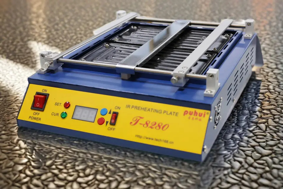 IR predhrievacia doska T-8280 PUHUI T8280 predhriať rúru T 8280 Infračervená predhriatia stanica pre PCB SMD BGA