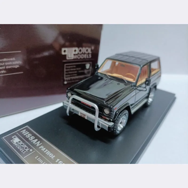 IXO 1/43 Scale Nissan Patrol 160 SWB 4X4 ŽIVODNÝ MODEL Autor Dospelý suvenír klasický statický displej zbera