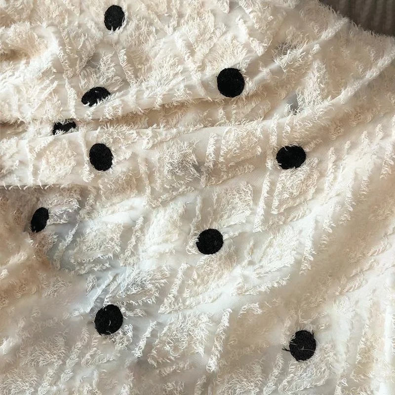 Jacquard Cut Flowers Plaid Vyšívaný šifónová látka krátka Tassel Black Polka Dots 50cmx145 cm