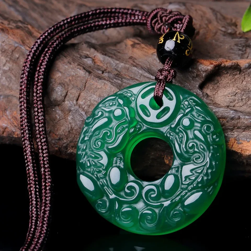 Jade Fox Pendant Fashion Luxury Men Muž náhrdelník Darčeky pre ženy náhrdelníky Prírodné achátové šperky kúzlo Kúzla