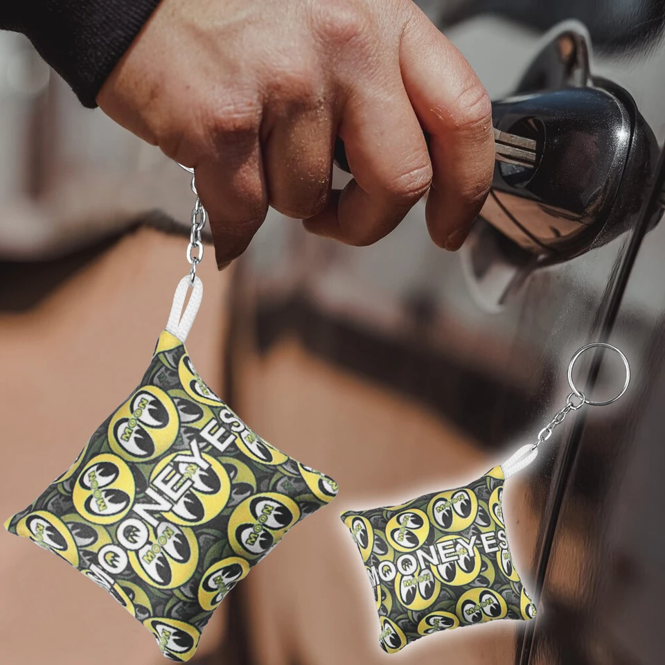 JDM v štýle Mooneyes vankúšový tvar žltý automobil Keychain kľúč navijak modifikovaný automobilový prívesok pre styling automobilov