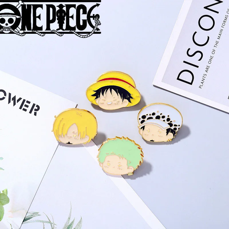 Jeden kus brošňa Roronoa Zoro Sanji Trafalgar · Zákon roztomilé anime špendlíky Cartoon Metal Smalt Pins Batoh Oploot Ozdob.