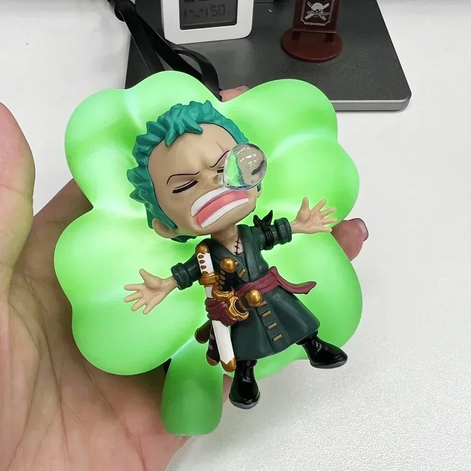 Jeden kus Luffy Zoro Nami Blind Box Series Nočné svetlo Sanji Chopper anime figures sladký sen Led Mystery Box Toy Ornament Darček