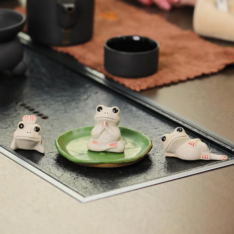 Jedinečná keramická dekorácia Lotus Leaf Design Ceramic Frog Tea Pet Ozdob pre izbu
