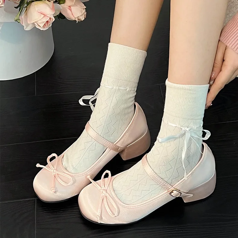 Jednoduchá a jemná voňavá retro francúzska silná päta Mary Jane Shoes Dámska jeseň a zima 2023 všestranné jednotlivé topánky