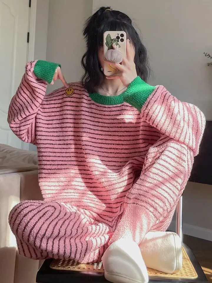 Jeseň Nový teplý okrúhly kruhový rukáv 2 -dielny outfit Set Dámske domáce oblečenie pre ženy roztomilé tlačiarenské pyžamy pre dievčatá