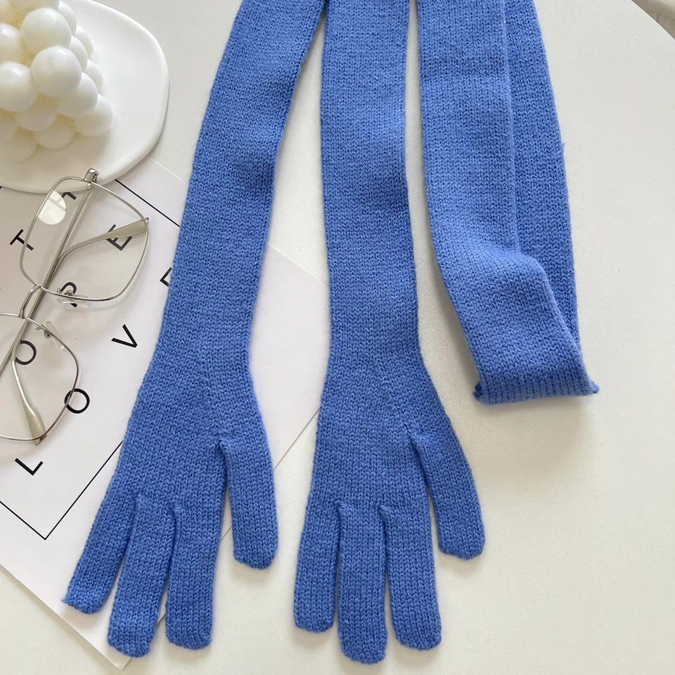 Južná Kórea Ins Candy Color Slender Wool Tvar malého šálka ženská ornament zodpovedajúca pleť