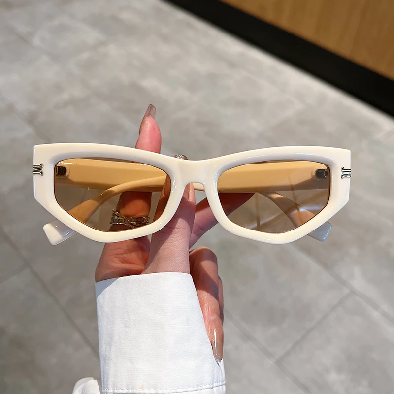 Kampt Vintage Cat Eye Slnečné okuliare Nové v módnom gradiente Ženy Čierne odtiene trendy elegantné luxusné značky dizajnér slnečné okuliare