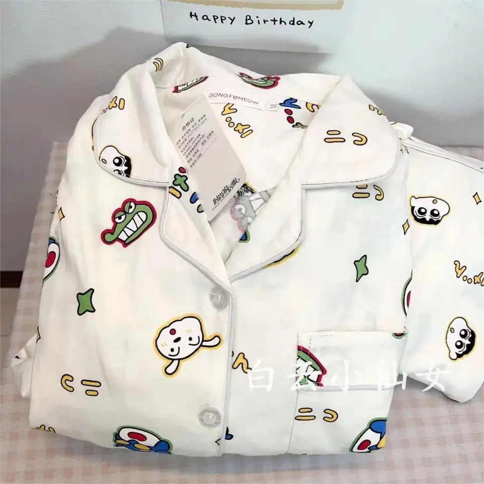Karikatúra pastelky Shin-chan Cute Spring and Autumn Pajamas Set Kittys dlhé rukávy nohavice jednoduché domáce nosenie pyžamy set hračky