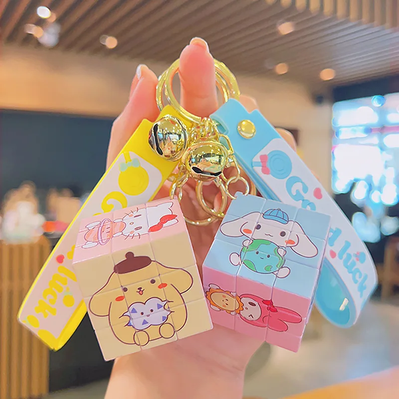 Karikatúra Sanrio Rubik's Cube Creative Keychain Veľkoobchod Kouromi Bag prívesok Pendant Doll Cute Key Chain