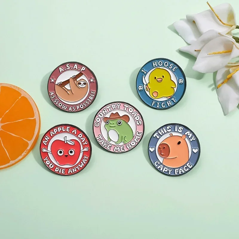 Karikatúra zvierací hippo brošňa žaba kačica roztomilý kovový kovový smalt pin odevy klopný odznak odznak šperky dekoratívny darček veľkoobchod