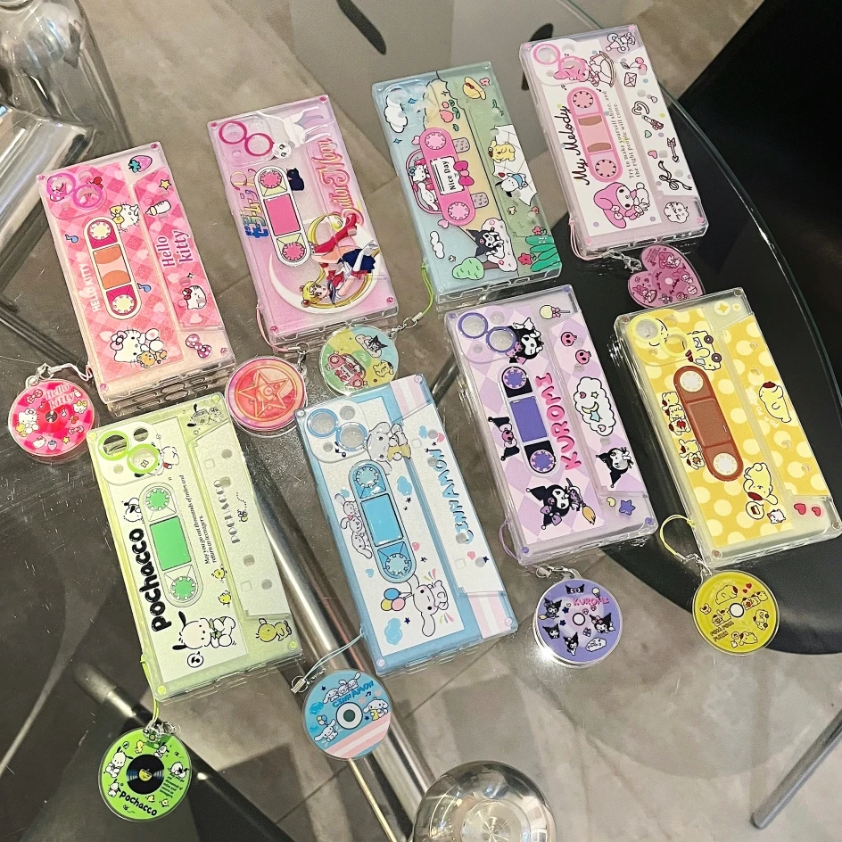 Kartoon dievčenské puzdro pre iPhone x xr 11 14 plus 12 13 Pro XS Max Max Tape Design Design Sanrio Family Kitty Hard Back Cover s príveskom