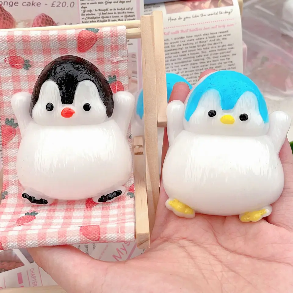Kawaii bacuľatá čierna modrá tučniak Dekompresia Dekompresia prsty squishy hračky roztomilé darčekové ozdoby deti pár narodenín darček