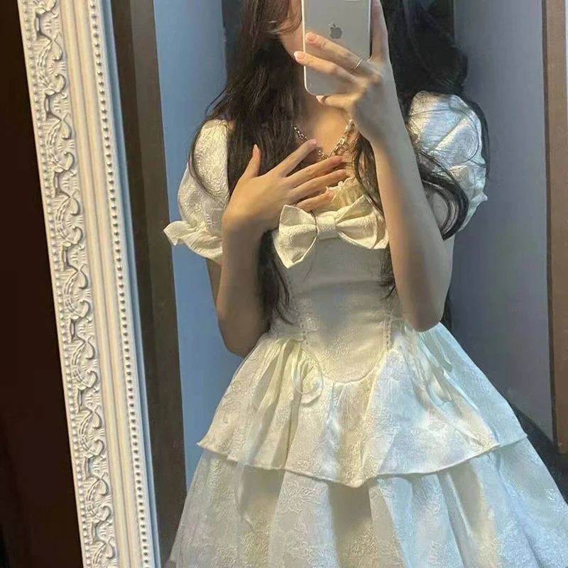 Kawaii Bow Mini šaty Ženy japonský štvorcový obojok Jeden kusy Šaty letné kórejské večierky prom pluff rukávy Bodycon Vestidos nový