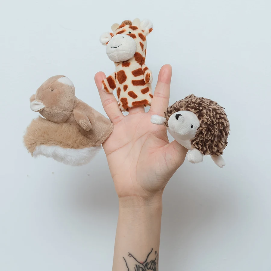 Kawaii Mini Animal Hedgehog veveričky žirafy had ruky bábky pre detské detské puzzle prst prst, 9 cm