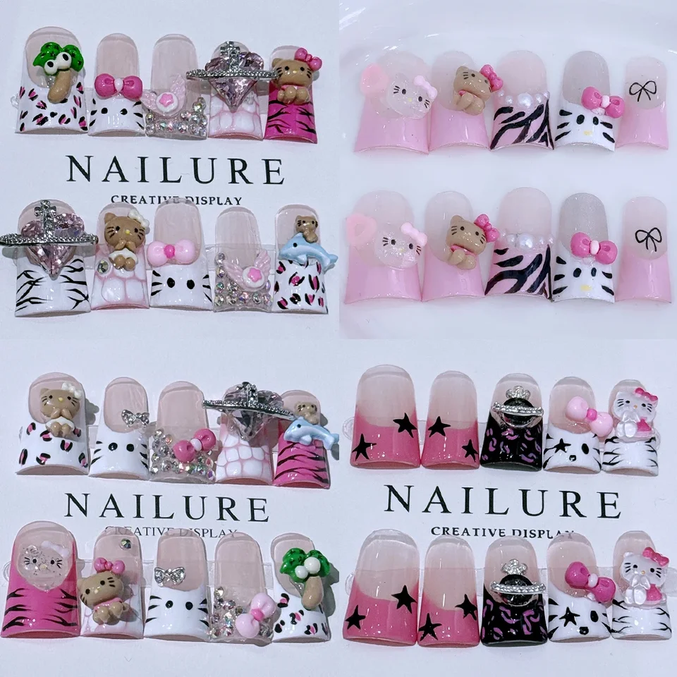 Kawaii Sanrio Duck-Bill Tvar francúzsky Press on Nails Hello Kitty Zebra Stripes