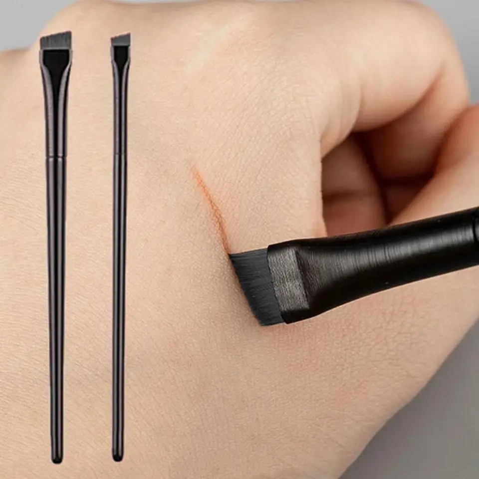 Kefka na očné očné linky Malé šikmé malé šikmé obočie Kozmetická vložka 1pcs kefka make -up kefy obrys