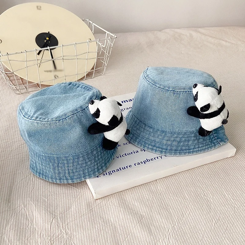 KID BUCKET CAP SOLD DENIM rybársky klobúk s roztomilou plyšnou karikatúrou panda dekor batoľa batoľa so širokým okrajom slnečného čiapky mäkká klobúk Panama
