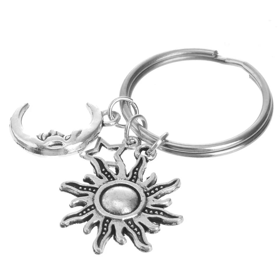 Klávesový reťazec muž Cherry Keychain BFF Keychains z nehrdzavejúcej ocele Slnko a kľúče z mesiaca