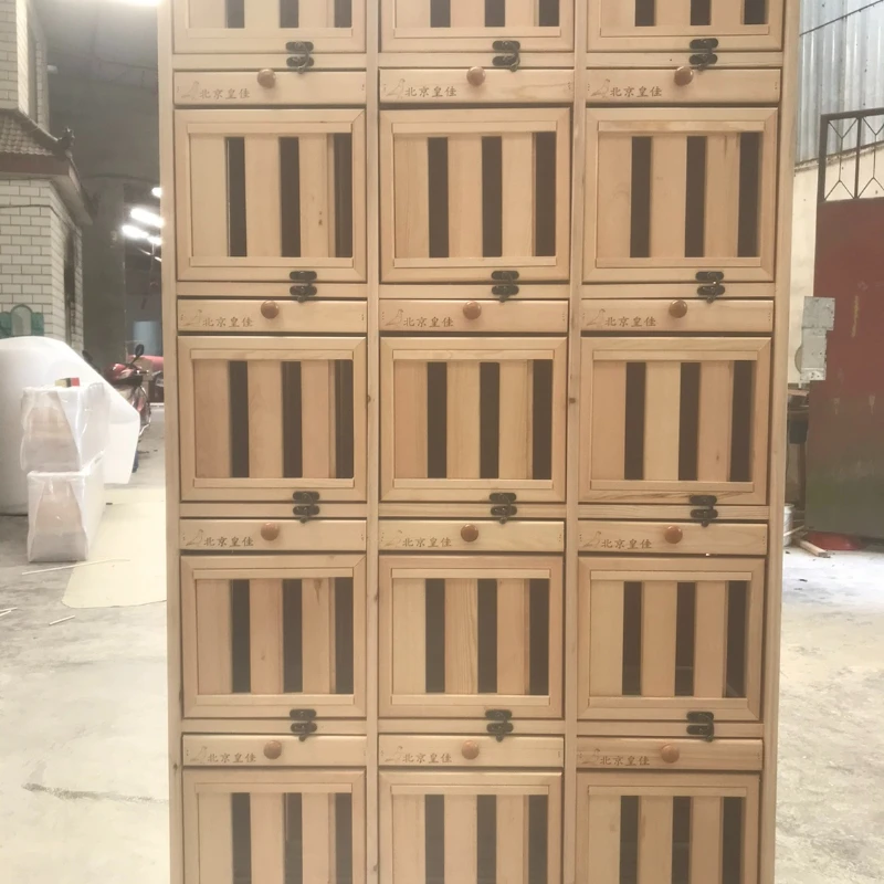 Kombinácia pretekárskych holubov Nest Box (stmievanie dverí), zodpovedajúca klietka, mláďatá,