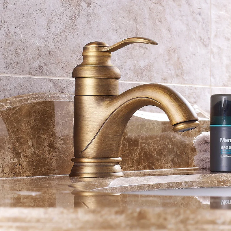 Kombinácia s jednou pákou Basin Faucet Horúca a studená mosadz