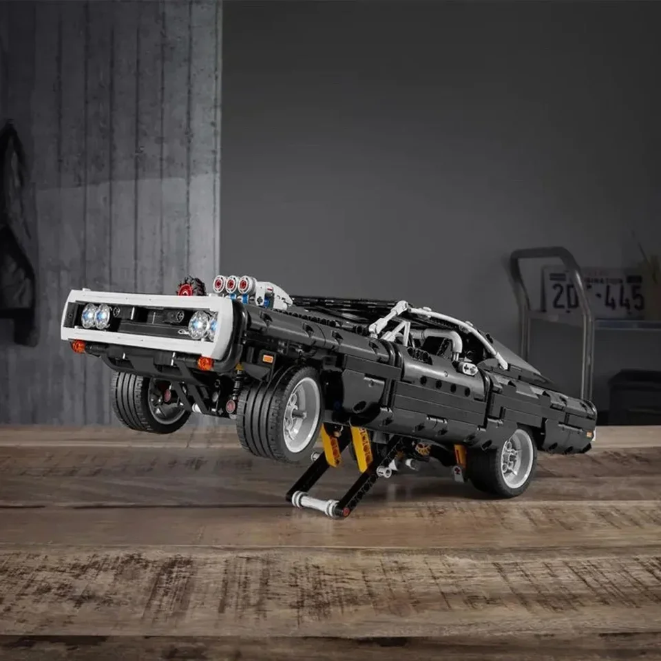 Kompatibilné s technickým technickým Dodge Charger Racing Car Building Blocks Model 1077pcs Zostavujú tehly Rýchle a zúrivé dieťa Darček