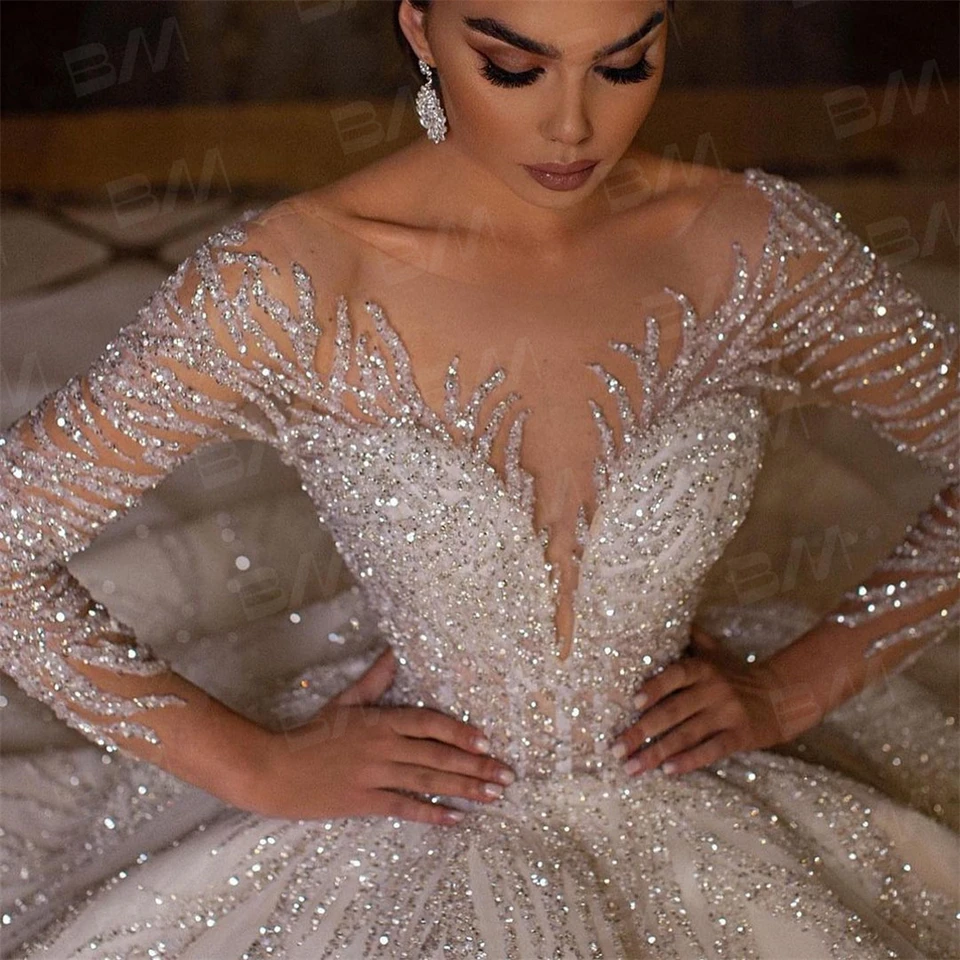 Korálkové sexy nevesty šaty Vestidos de Novia luxusné ručné ručné korálky s dlhým rukávom Svadobné šaty loptičky Dlhý vlak kaplnky